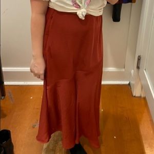 Brand new, never worn Mauve midi skirt!